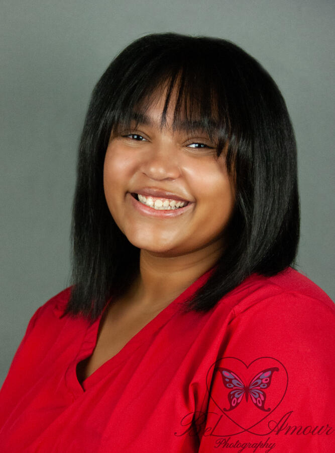 Ms. Neveah - Nutritionist